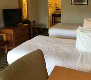 Bedroom 7 Red Carpet Inn & Suites Cooperstown