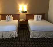 Bilik Tidur 4 Red Carpet Inn & Suites Cooperstown