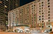 Luar Bangunan 7 La Quinta Inn & Suites by Wyndham Downtown Conference Center