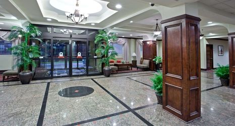 大堂 2 La Quinta Inn & Suites by Wyndham Downtown Conference Center