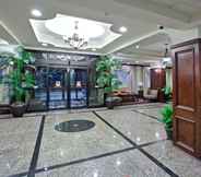 Lobby 2 La Quinta Inn & Suites by Wyndham Downtown Conference Center