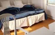 Kamar Tidur 5 Södertuna Slott