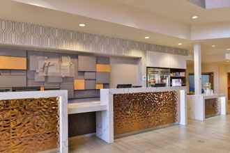 Lobby 4 Holiday Inn Express & Suites Elk Grove Central - Hwy 99, an IHG Hotel
