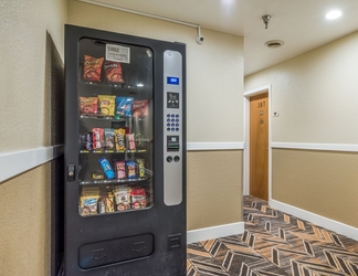 Lobby 2 Americas Best Value Inn San Francisco Pacifica