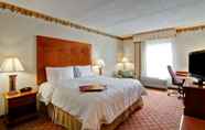 Bedroom 7 Hampton Inn & Suites Leesburg