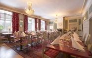 Restoran 6 Åkeshofs Slott