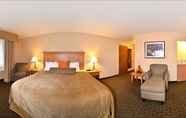 Kamar Tidur 4 Best Western Plus Edmonds Harbor Inn