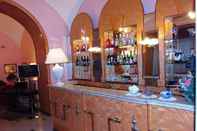 Quầy bar, cafe và phòng lounge Hotel Nuovo Rebecchino