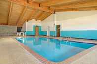 Swimming Pool Super 8 by Wyndham Buffalo