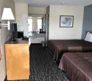 Bedroom 2 Carolina Inn & Suites of Lake Norman