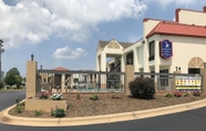 Luar Bangunan 3 Carolina Inn & Suites of Lake Norman