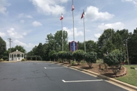 Ruang Umum Carolina Inn & Suites of Lake Norman