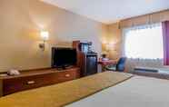 ห้องนอน 4 Quality Inn Hyde Park Poughkeepsie North