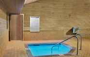 Swimming Pool 7 Super 8 by Wyndham Sturgeon Bay