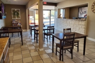 Lobby Super 8 by Wyndham Abilene North