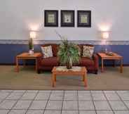 Lobby 2 Americas Best Value Inn Smackover