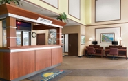 Lobby 3 Days Inn & Conference Centre by Wyndham Blainville