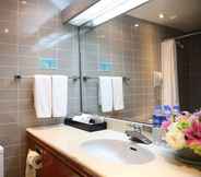 ห้องน้ำภายในห้อง 3 Best Western Premier Shenzhen Felicity Hotel