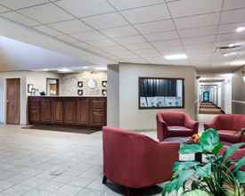 Lobby 4 Comfort Inn & Suites LaVale - Cumberland