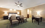 Kamar Tidur 7 Town & Country Inn and Suites