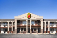 Exterior Super 8 by Wyndham Wytheville