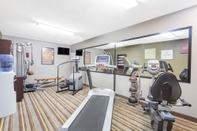 Fitness Center Super 8 by Wyndham Wytheville