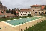 Swimming Pool Hotel Hospes Palacio San Esteban