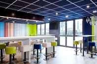 Bar, Cafe and Lounge ibis budget Grigny Centre