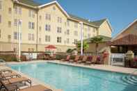 Hồ bơi Homewood Suites by Hilton Pensacola-Arpt (Cordova Mall Area)