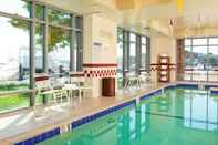 Swimming Pool Residence Inn by Marriott Boston Harbor on Tudor Wharf