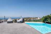 สระว่ายน้ำ Orizontes Hotel Santorini