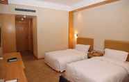 Kamar Tidur 7 Oriental Garden Hotel