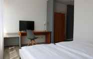 Bedroom 6 Plaza Inn Hannover City Nord