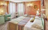 Kamar Tidur 3 Hotel Firenze