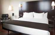 Bedroom 5 AC Hotel Valencia by Marriott