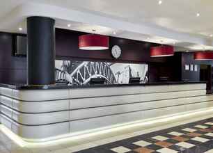 Lobi 4 Leonardo Hotel Newcastle  - Formerly Jurys Inn