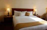 Bedroom 5 Quality Inn & Suites Edmonton International Airport