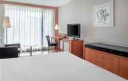 Bedroom 6 AC Hotel La Rioja by Marriott