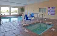 Swimming Pool 7 Americas Best Value Inn Westmorland