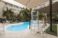 Swimming Pool Esplanade Hotel Fremantle by Rydges