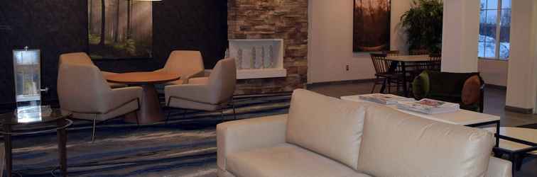 Lobi Fairfield Inn and Suites by Marriott Youngstown Austintown