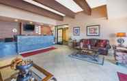 Lobby 2 Travelodge by Wyndham Globe AZ