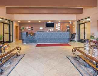 Lobby 2 Travelodge by Wyndham Globe AZ