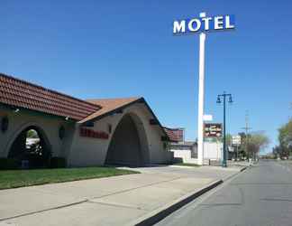 Exterior 2 El Rancho Motel