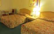 Bedroom 4 El Rancho Motel