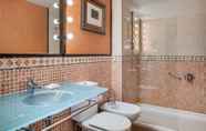 In-room Bathroom 4 AC Hotel Ciudad de Tudela by Marriott