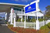 Exterior Americas Best Value Inn & Suites Hyannis Cape Cod