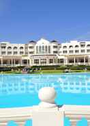 SWIMMING_POOL Golden Tulip Taj Sultan Resort