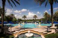 สระว่ายน้ำ The Ritz-Carlton Orlando, Grande Lakes