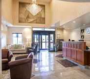 Lobby 3 Comfort Suites West Warwick - Providence